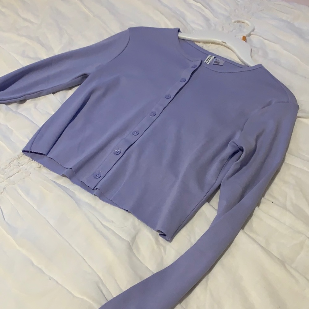 H&M purple cropped cardigan top